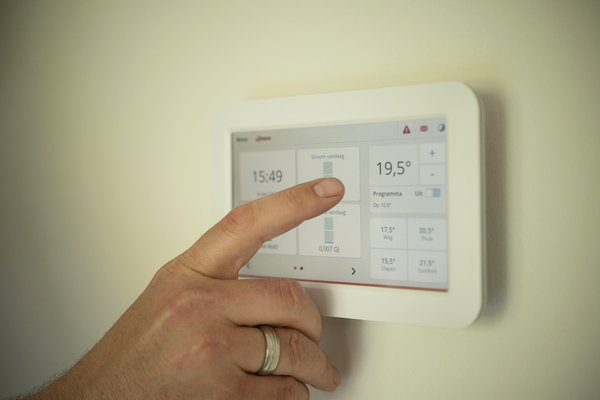 Explore the benefits of professional control4 installation